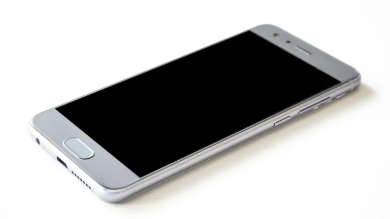 de ce se inchide telefonul singur huawei