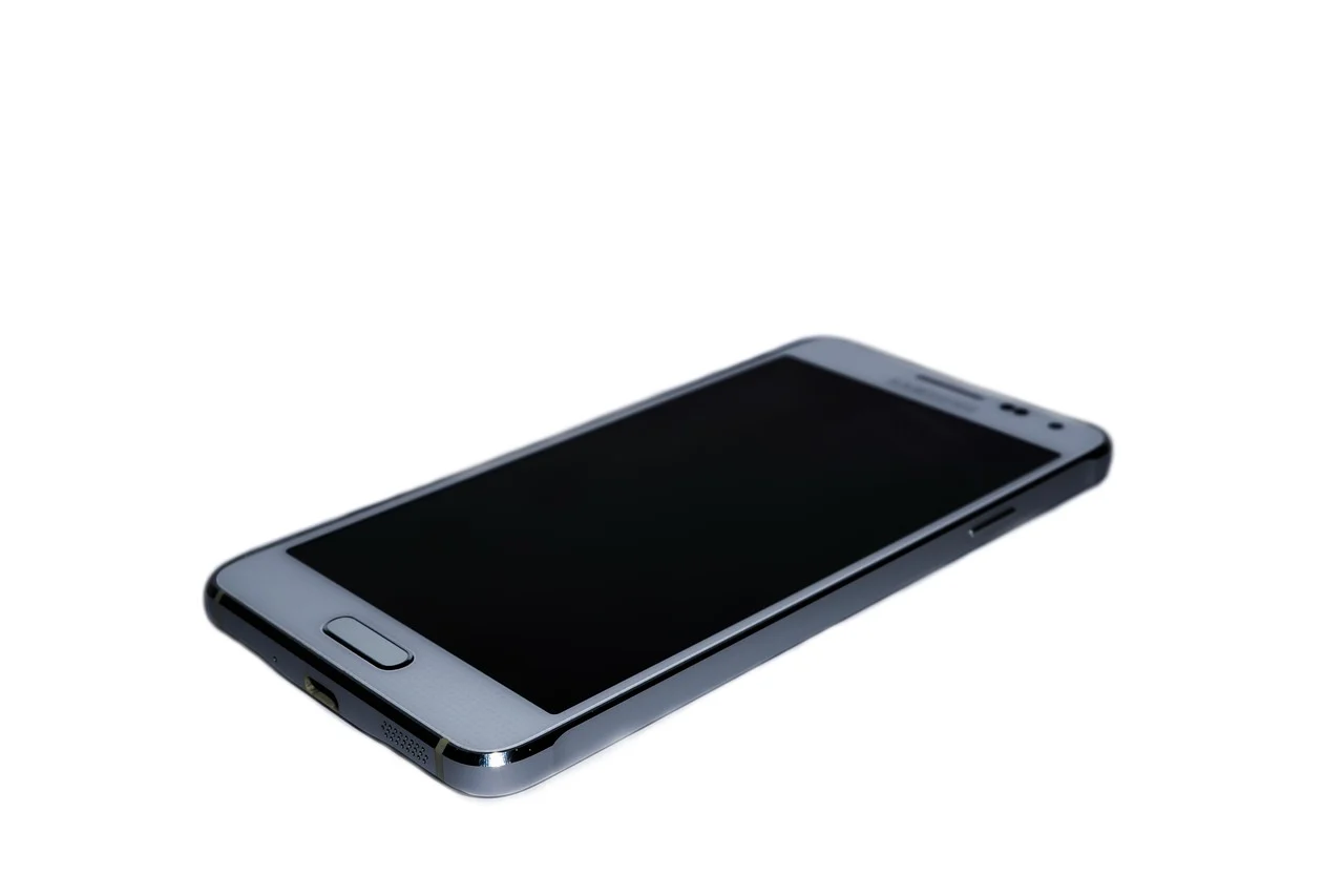 cand apare samsung s25